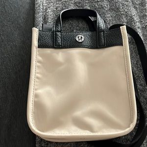 Lululemon purse/ shoulder bag/handbag